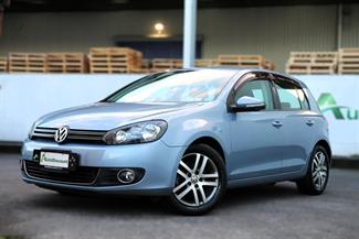 2010 Volkswagen Golf - Thumbnail