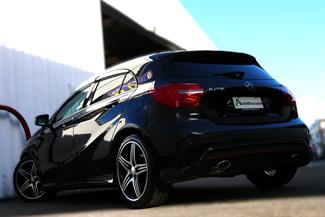 2013 Mercedes-Benz A250 - Thumbnail