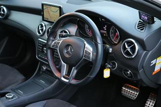 2013 Mercedes-Benz CLA250 - Thumbnail