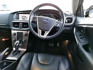 2013 Volvo V40 - Thumbnail