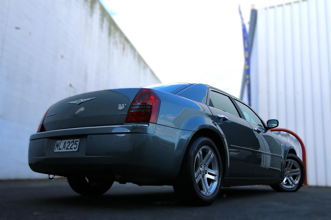 2005 Chrysler 300C