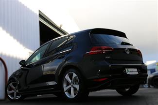 2013 Volkswagen Golf - Thumbnail