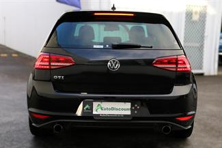 2013 Volkswagen Golf - Thumbnail