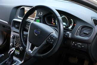 2013 Volvo V40 - Thumbnail