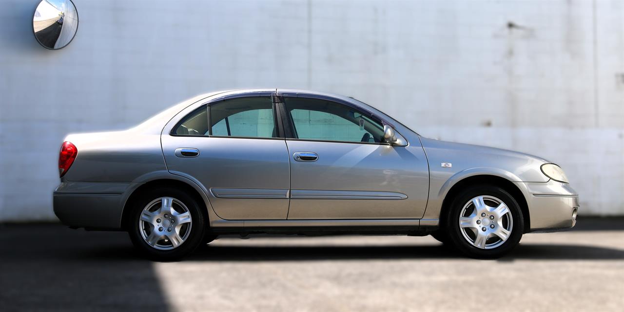 2004 Nissan Bluebird