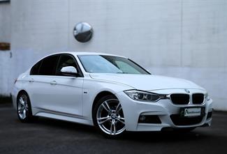 2013 BMW 320i - Thumbnail