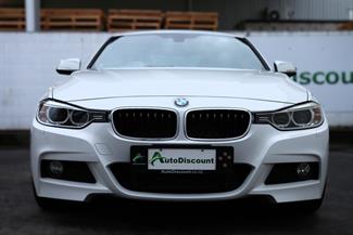 2013 BMW 320i - Thumbnail