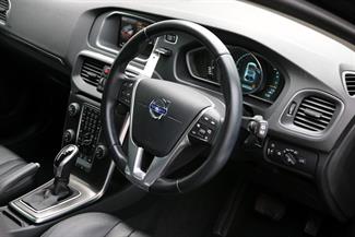 2014 Volvo V40 - Thumbnail