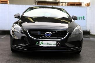 2014 Volvo V40 - Thumbnail