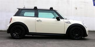 2008 Mini Cooper - Thumbnail