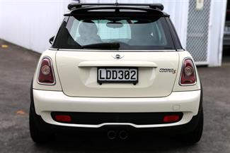 2008 Mini Cooper - Thumbnail