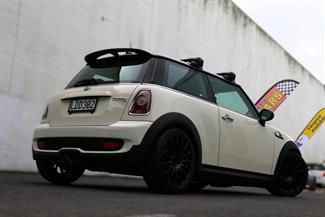 2008 Mini Cooper - Thumbnail