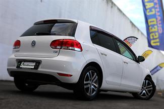 2011 Volkswagen GOLF - Thumbnail