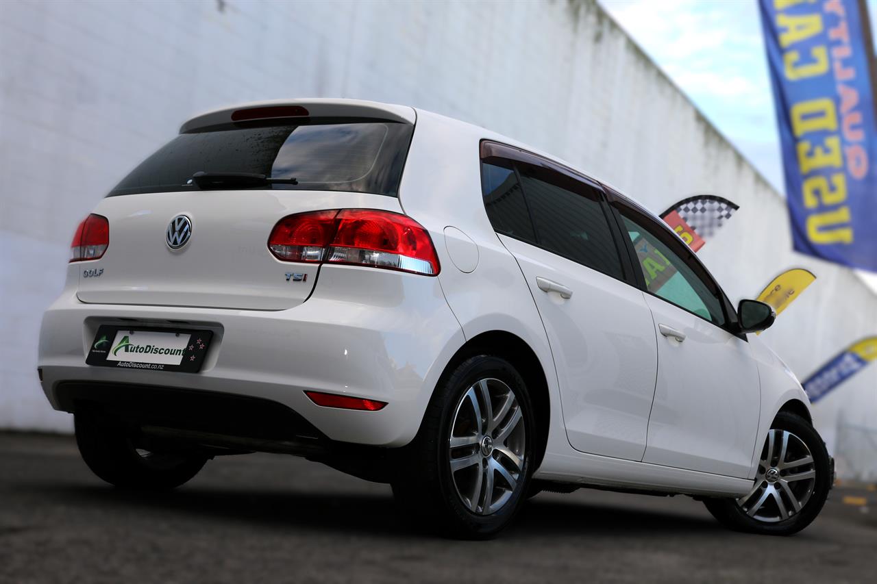 2011 Volkswagen GOLF