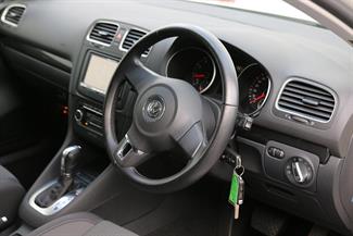 2011 Volkswagen GOLF - Thumbnail