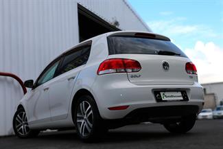 2011 Volkswagen GOLF - Thumbnail