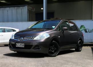 2008 Nissan Tiida - Thumbnail