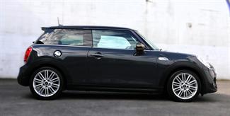 2014 Mini Cooper - Thumbnail