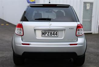 2008 Suzuki SX4 - Thumbnail