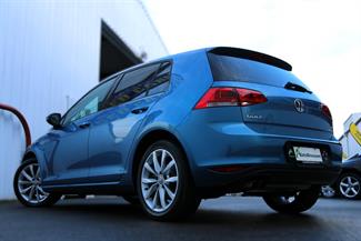 2014 Volkswagen Golf - Thumbnail