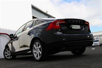 2015 Volvo S60 - Thumbnail